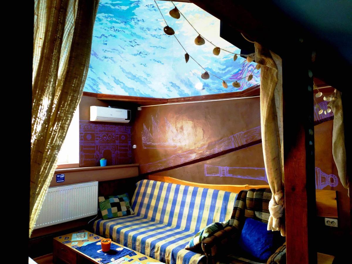 Hotel Calipso Charkov Buitenkant foto
